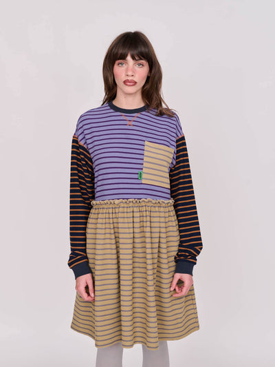 model:Molly wears size S and is 5’ 7”